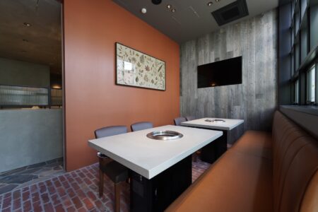 白金　「焼肉　今甚」でWBCを応援しよう